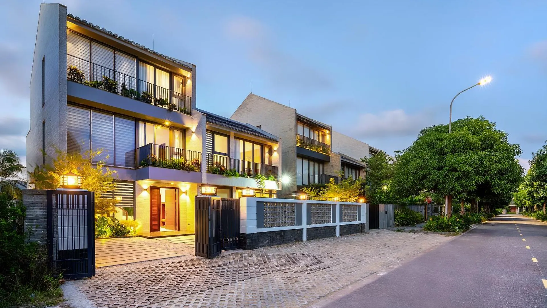 Bt208 Riverside Villa With Private Pool 호이안