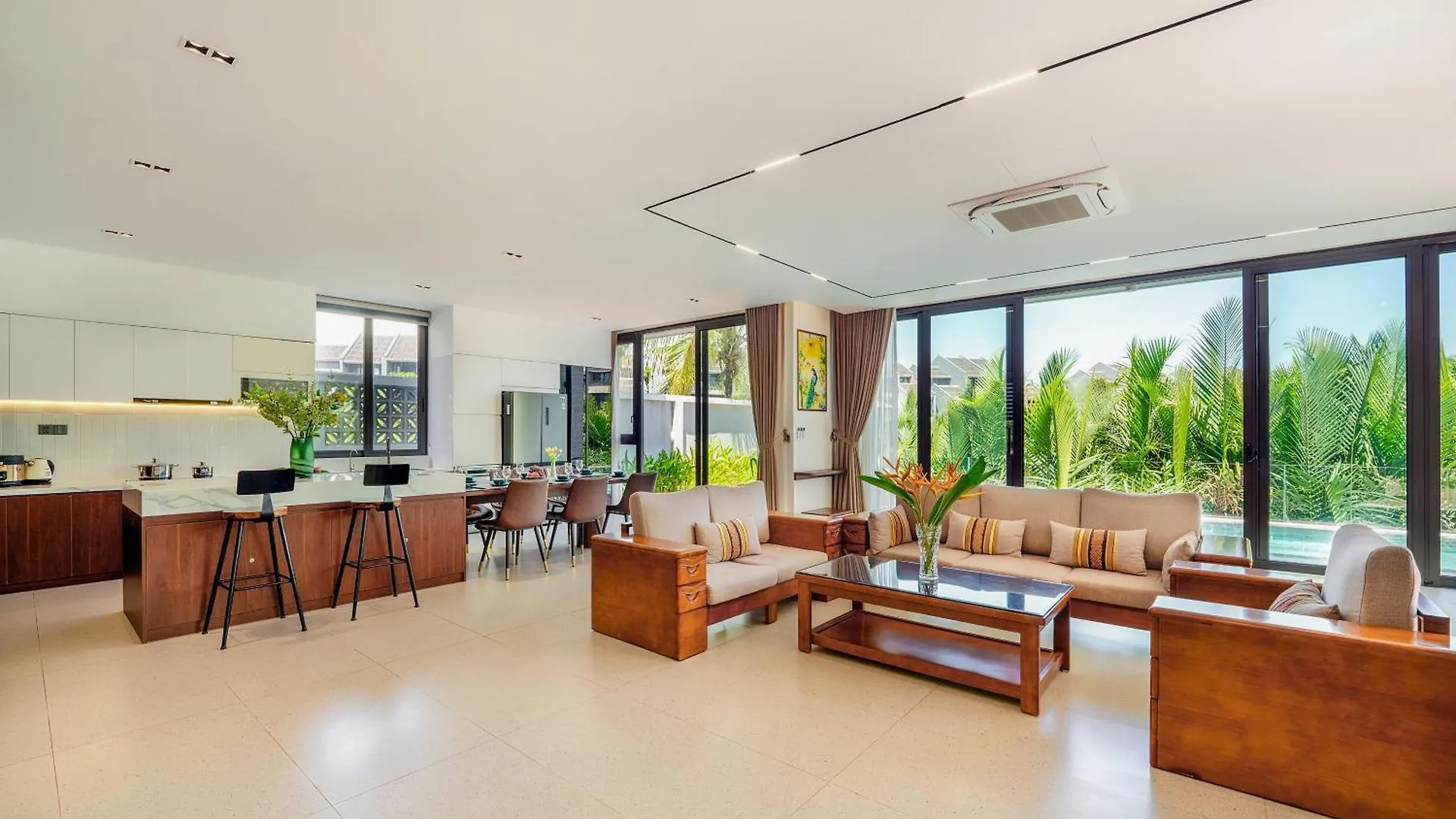 Bt208 Riverside Villa With Private Pool 호이안