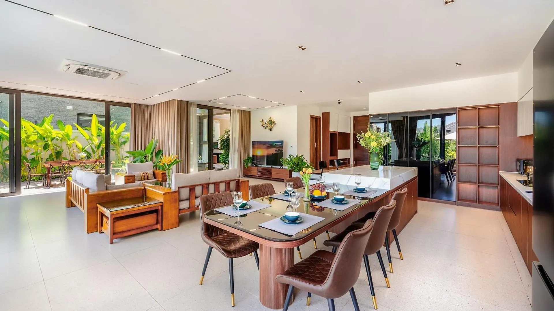 Bt208 Riverside Villa With Private Pool 호이안