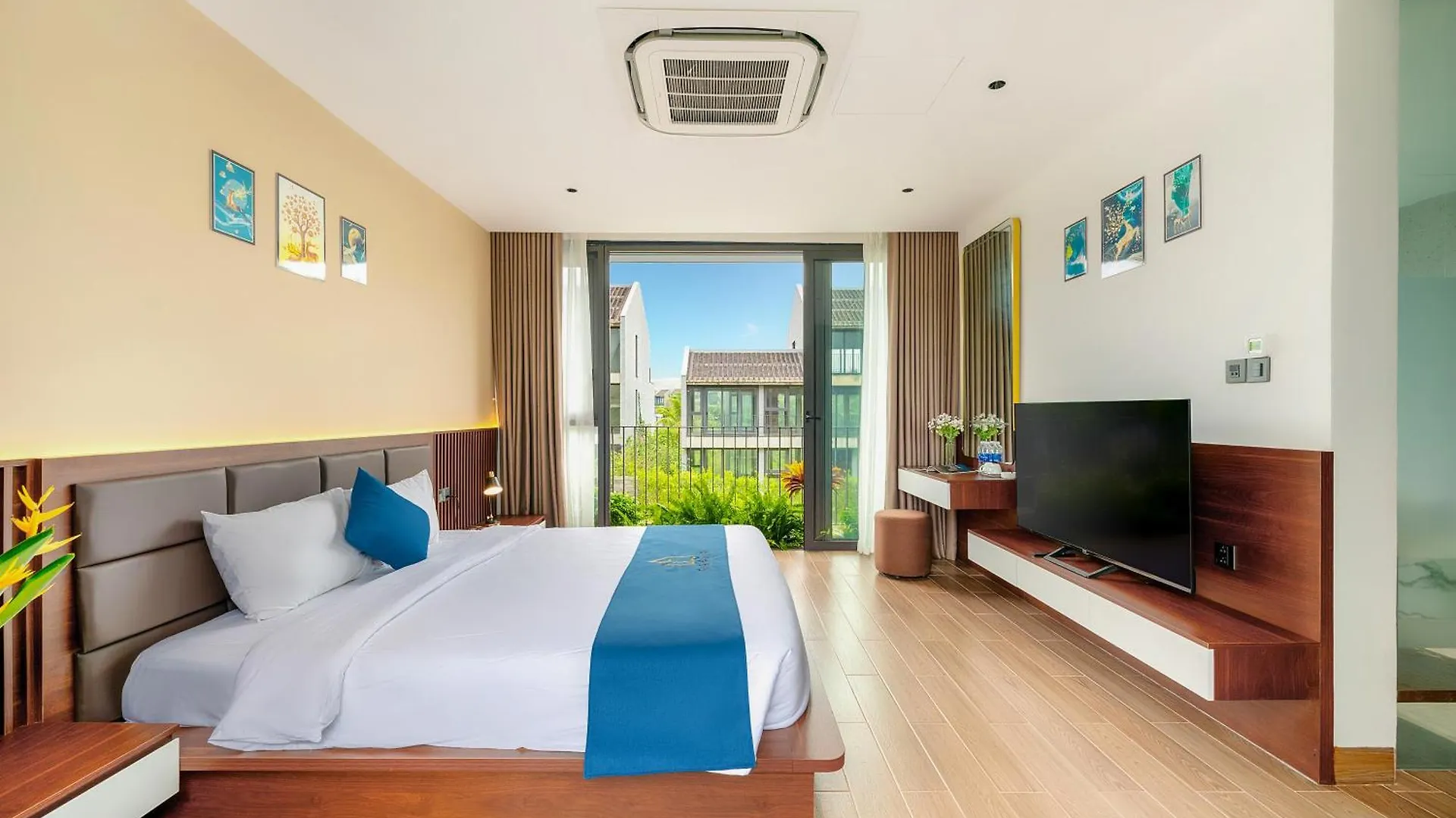 Bt208 Riverside Villa With Private Pool 호이안