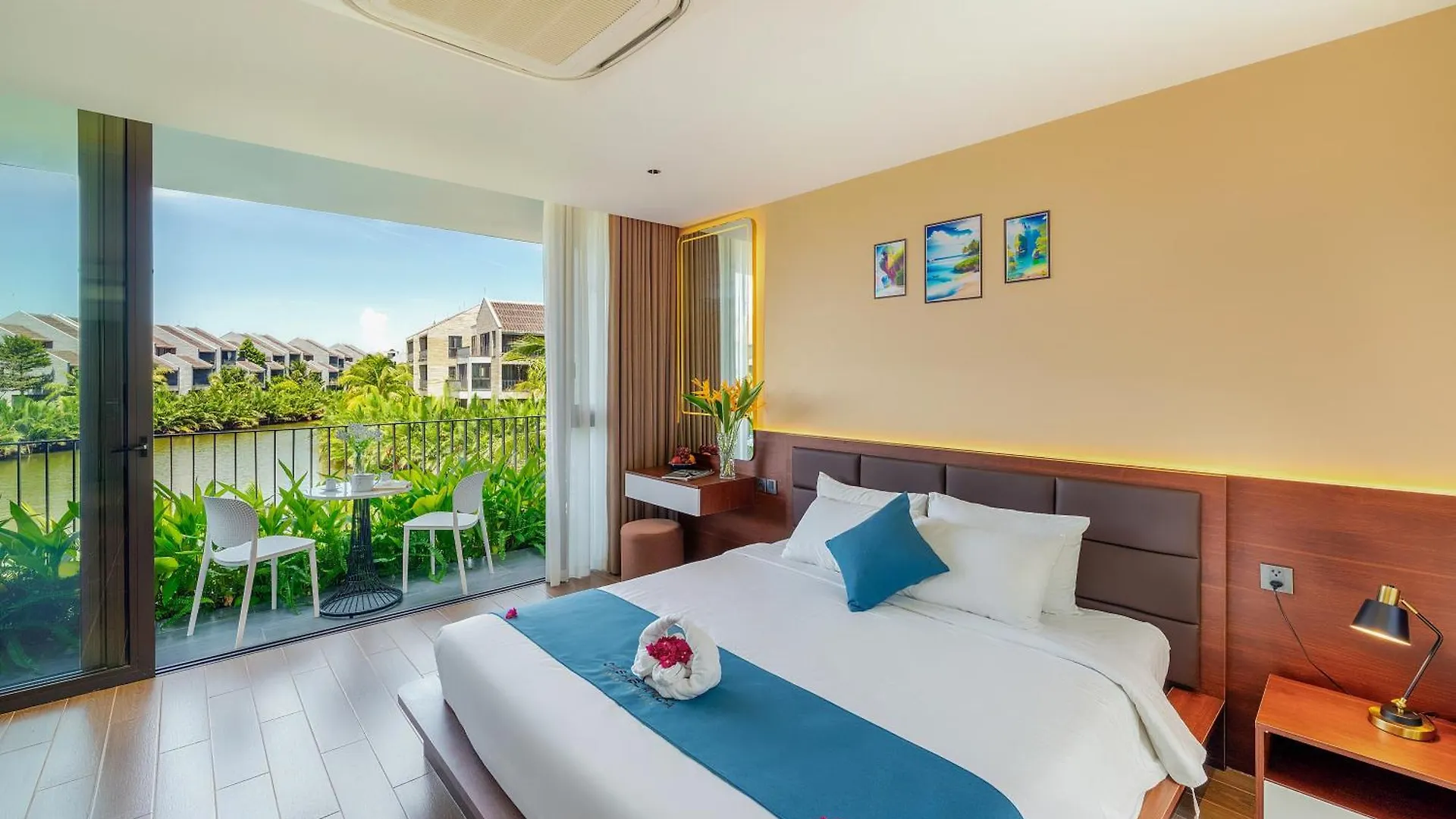 Bt208 Riverside Villa With Private Pool 호이안 베트남